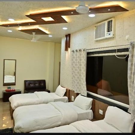 Hotel Raghuveer Inn By Bookingcare Sitapur Muafi 외부 사진